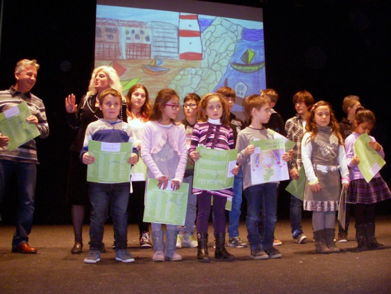 premiazione bambini vincitori (3)